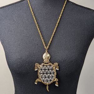 Sea Turtle gold Tone Articulated Head And Tail Necklace.